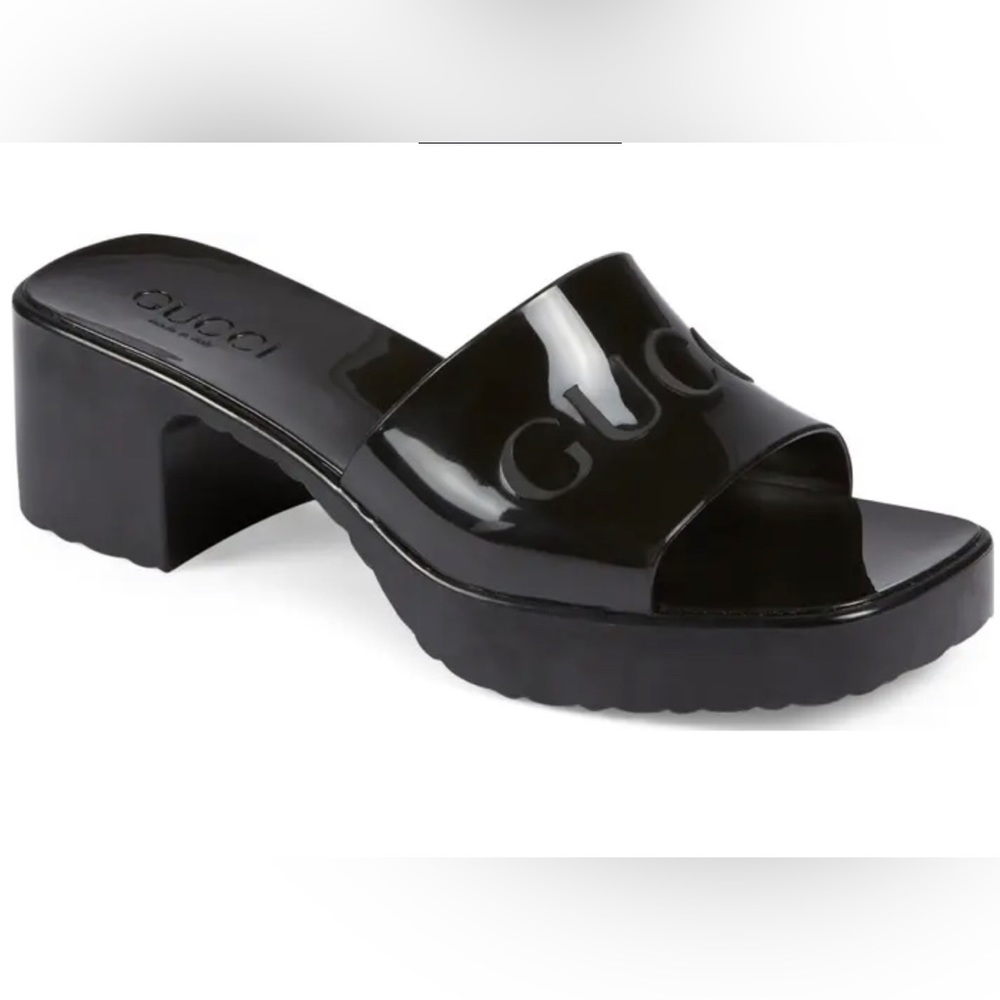 Gucci Slides! With Box! And Bags! Worn twice! Size 38